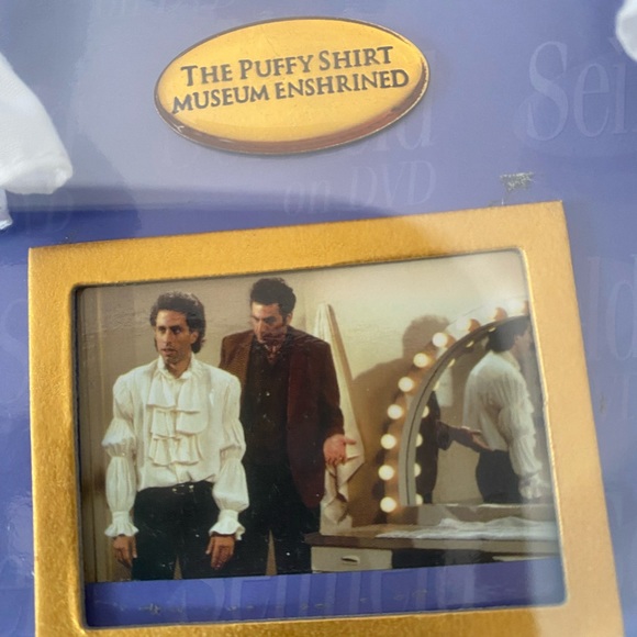 Seinfeld Puffy Shirt Museum Enshrined in plastic display case Collectible - Picture 3 of 11